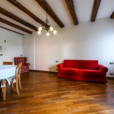 Red Fashion Apartment เวนิส ภายนอก รูปภาพ